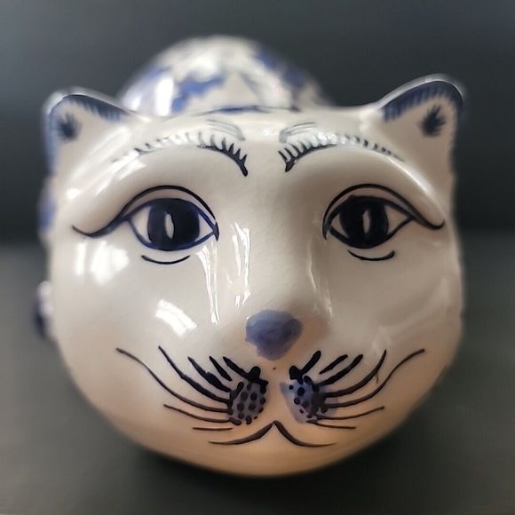Unbranded Other - Cobalt Blue & White Chinoiserie Porcelain Cat Floral Chintz Design 10x5x5" Vtg